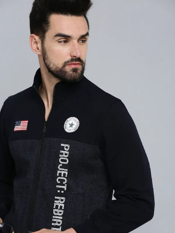 Weekend Discounts to Delight Men Blue Solid Sweatshirt