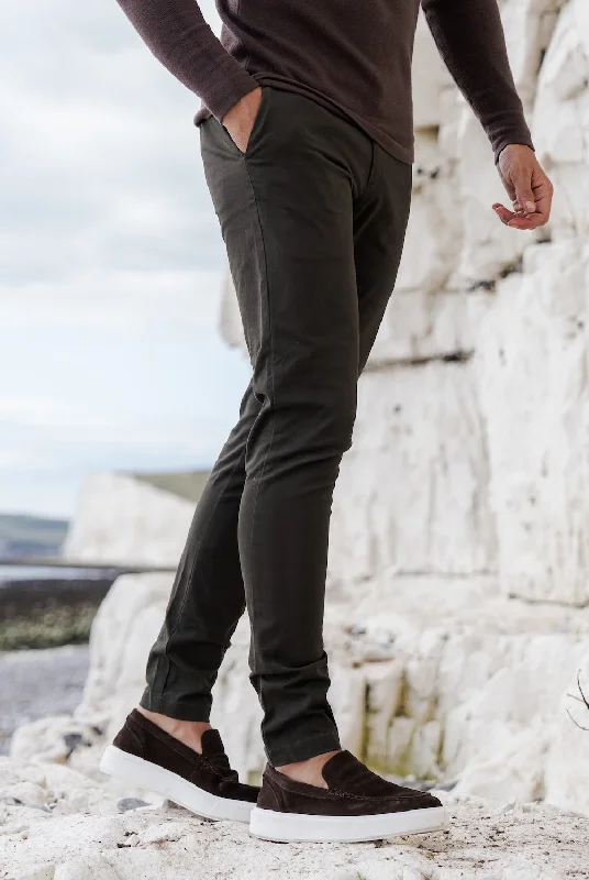 Last Chance Athletic Fit Cotton Stretch Chino Pants in Dark Khaki
