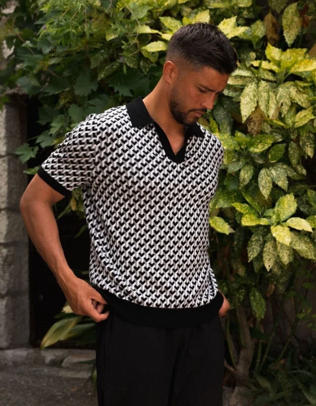 Weekend Offers That Delight Black Illusion Knit Polo