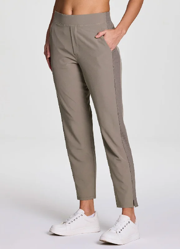 Everyday Ribbed Ankle Pant