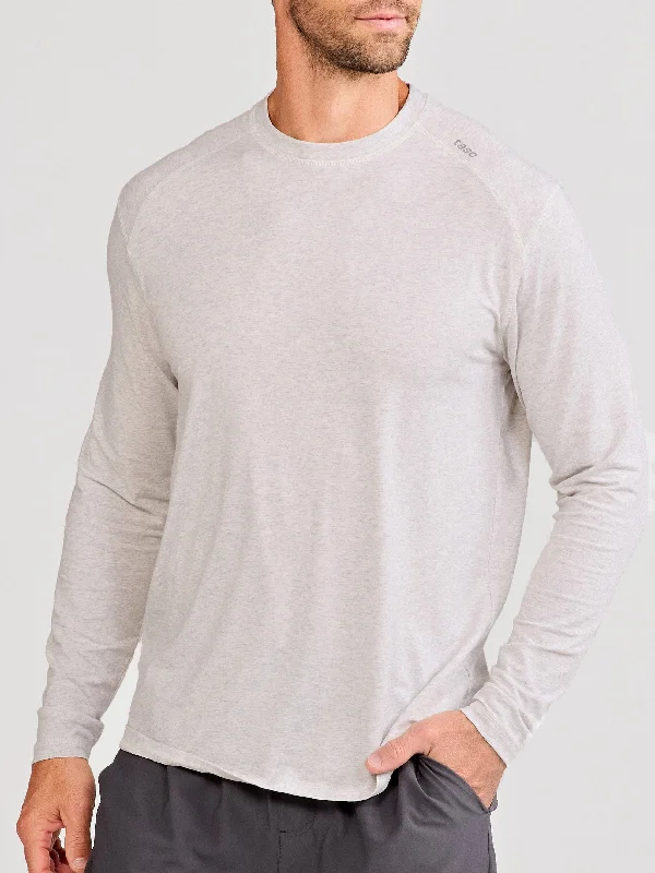 Weekend Discounts to Delight Carrollton Long Sleeve Fitness T-Shirt