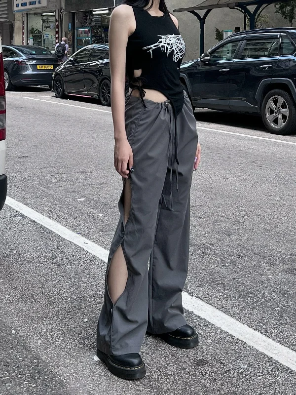 Side hollow pants