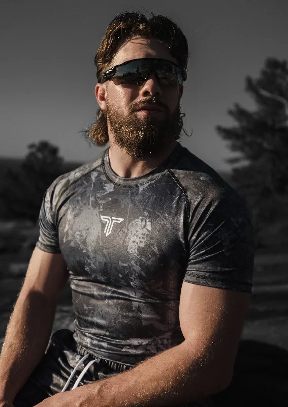 Great Deals Blackout Hunter Camo Short-Sleeve Rashguard