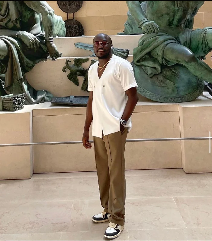 Limited Time Discount Off white U-neck shirt and pants