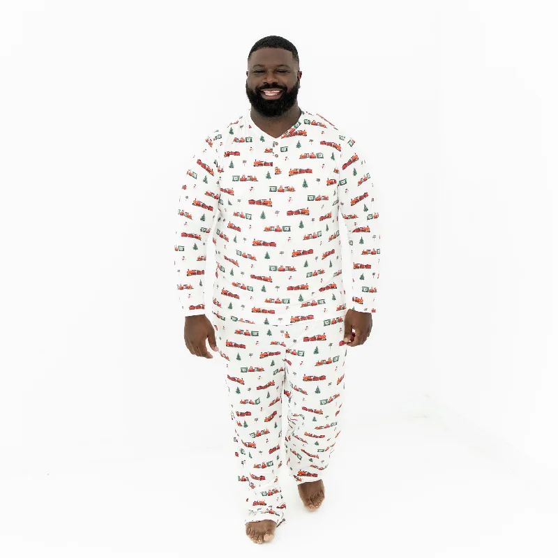 Steal Deal Men's Long Sleeve Henley Top in Holiday Train